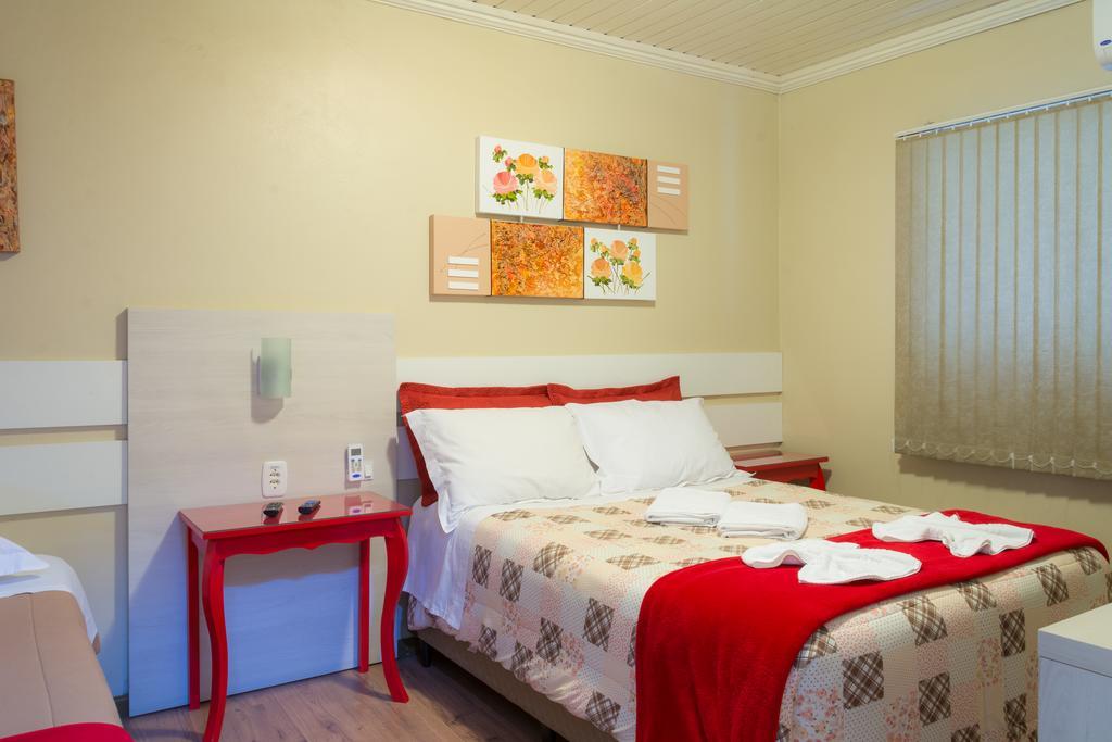 Casa de hóspedes Anjo Gabriel *