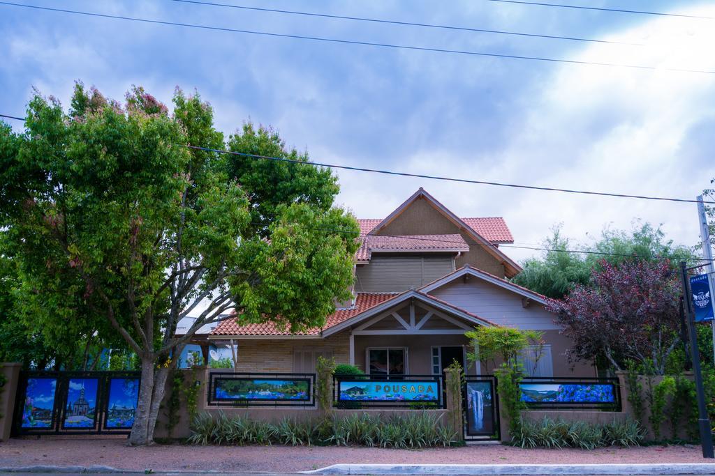Casa de hóspedes Anjo Gabriel *